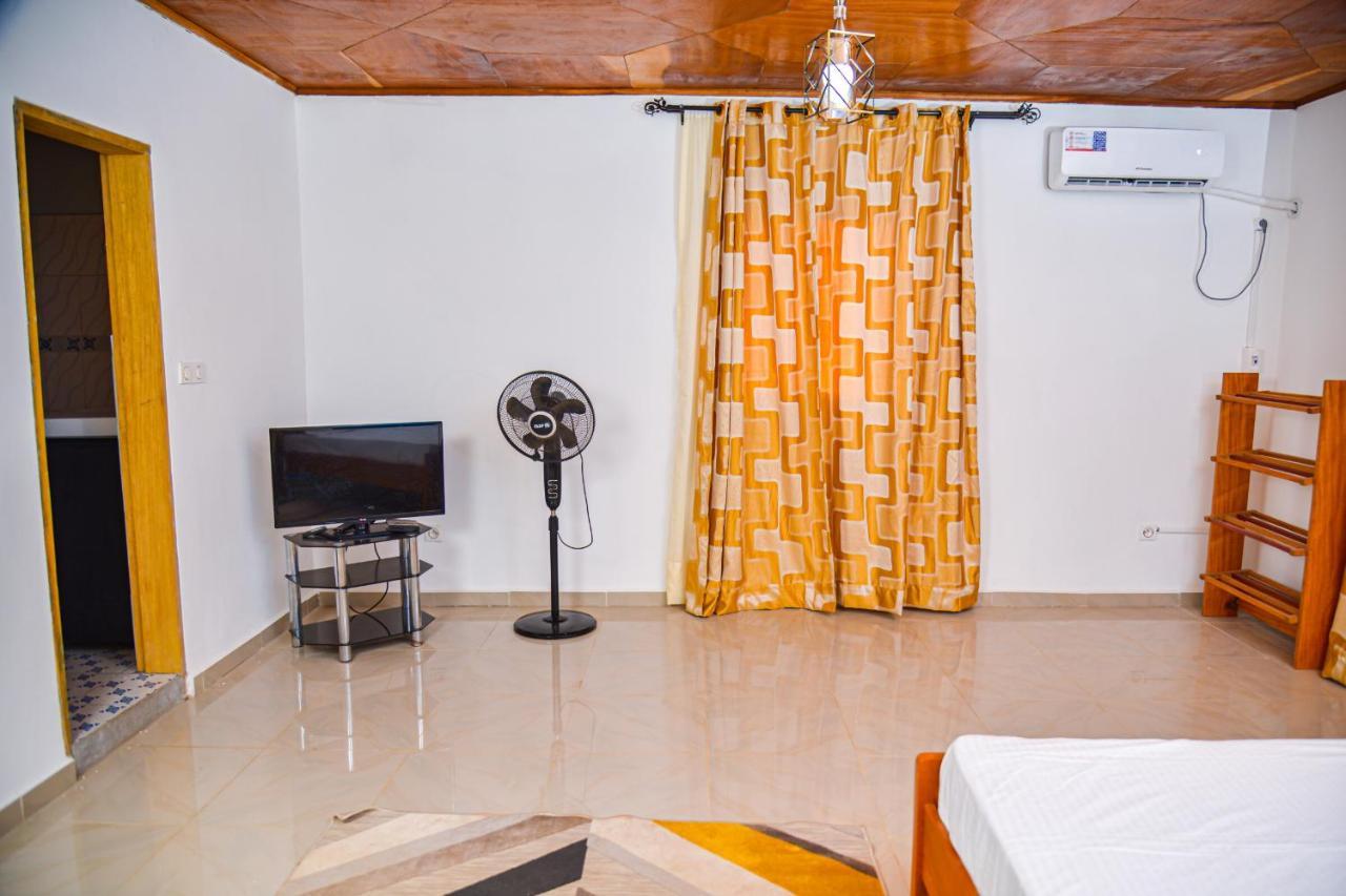 Appartement Meuble 2 Chambres Avec Salle De Bain - 1 Salon - 1E Cuisine - La Concorde - Quartier Nkomkana Yaoundé Zewnętrze zdjęcie